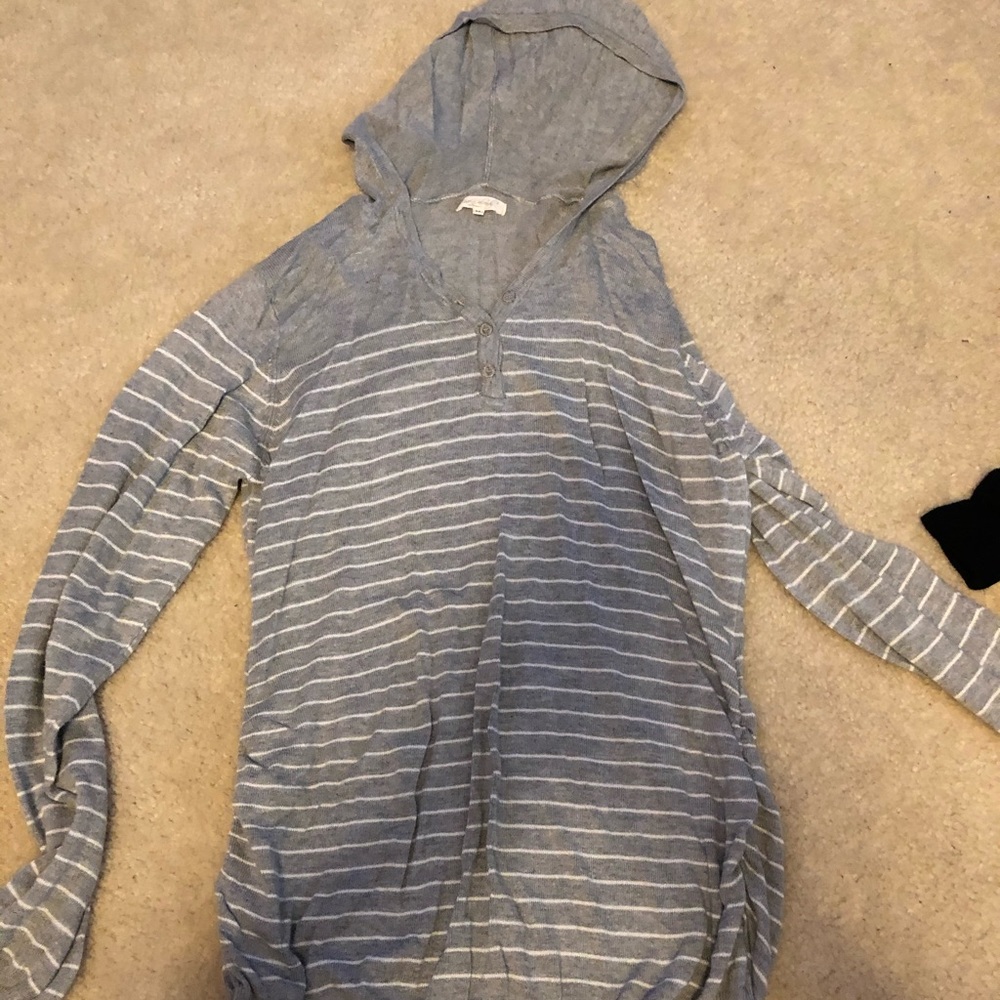 Maternity sweatshirt